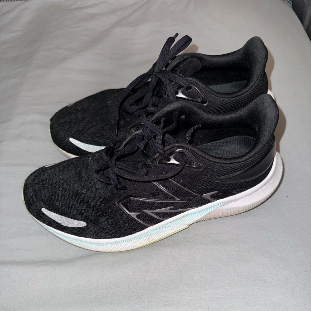 New Balance Fuel Cell Propel V2 Women’s